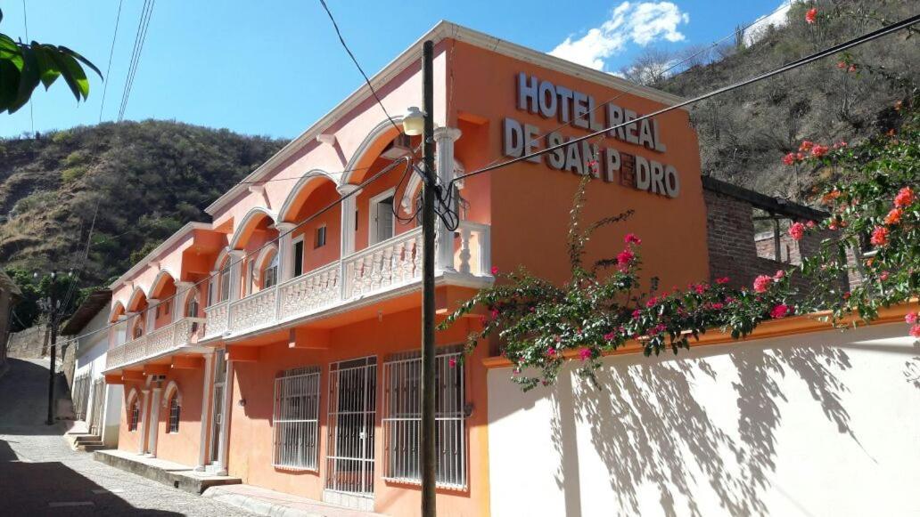 Hotel Real De San Pedro Batopilas Eksteriør bilde